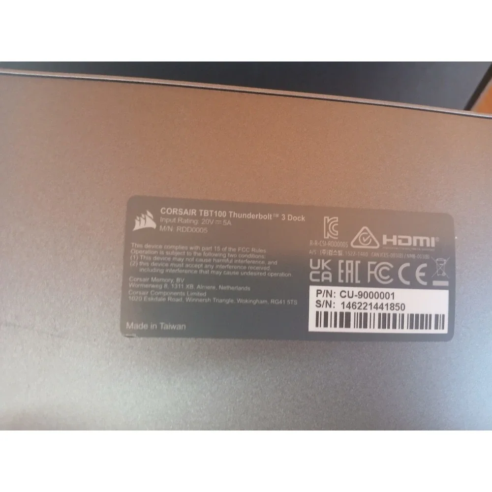 Corsair TBT100 Thunderbolt 3 Dock‎ CU9000001NA B4